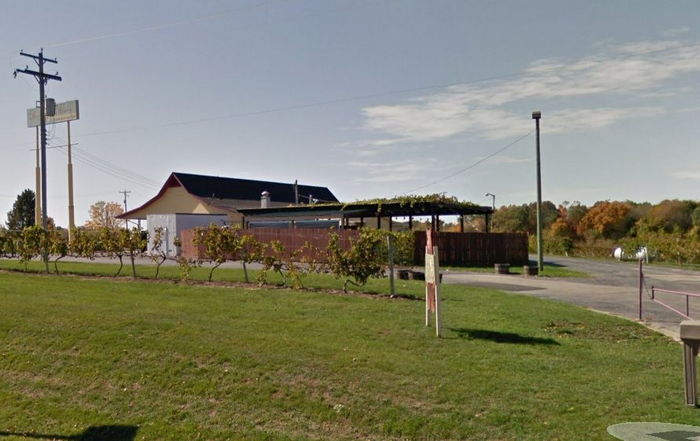 Stuckeys - Albion - 2110 N Concord Rd (newer photo)